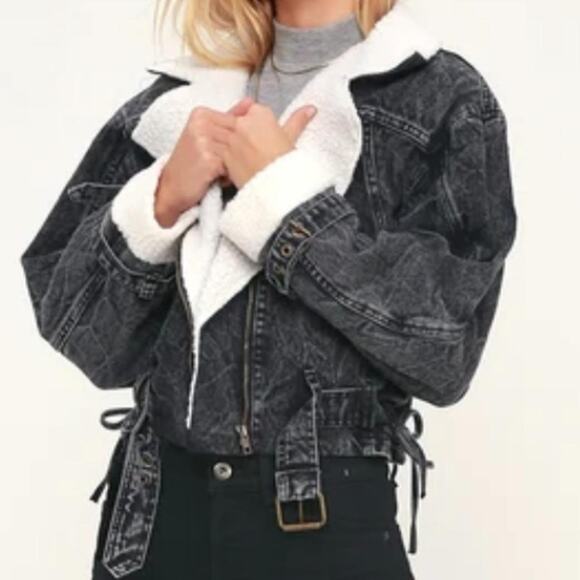 ASTR The Label Jefferson Washed Sherpa Denim Jacket size M - Picture 7 of 8